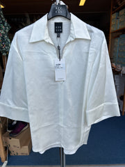 Bluse med v-udskæring og rhinsten by Krone 1