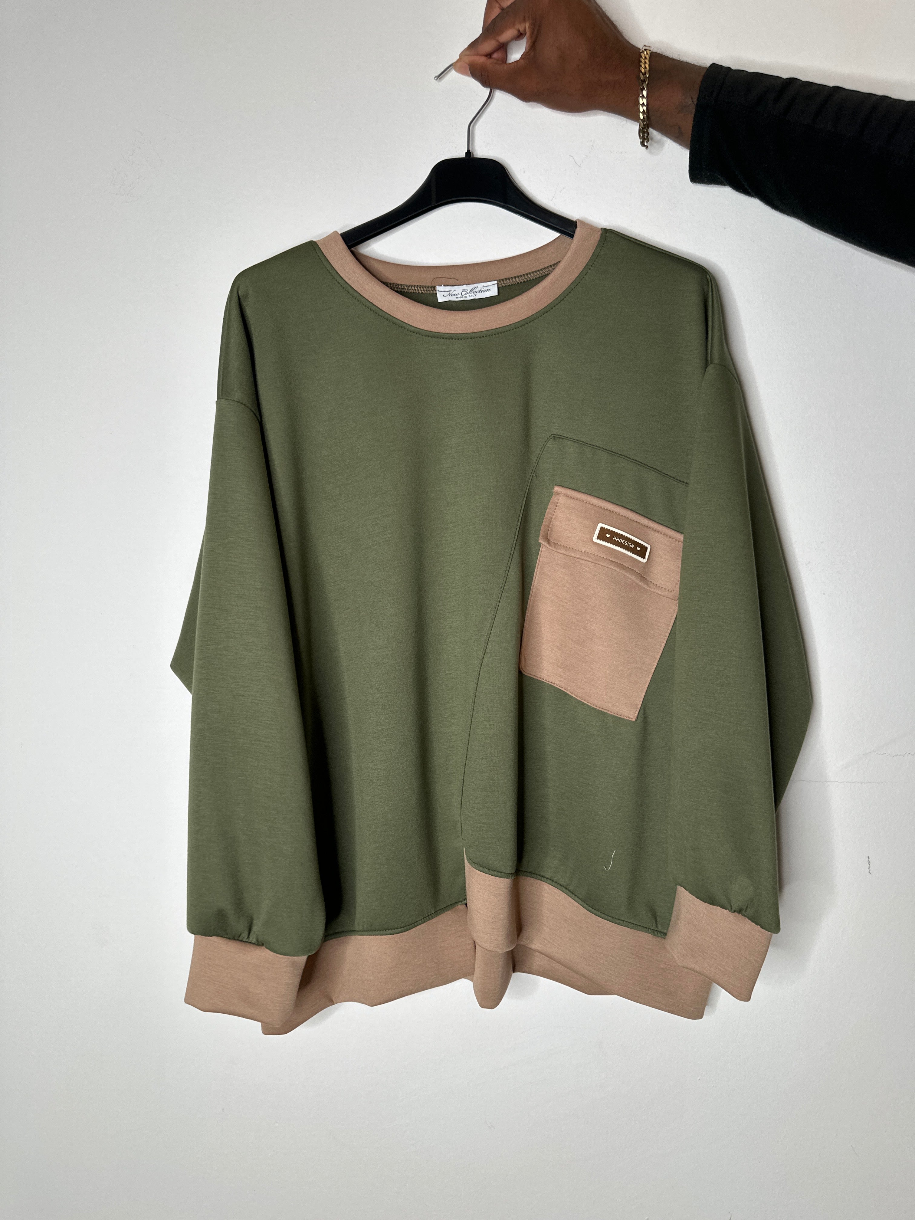 Sweatshirt med kontraster - ITJULI25 by Renee