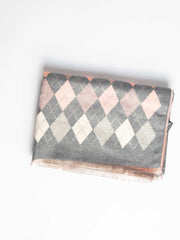 Tørklæde med diamant print 65x185cm - Tilfældig - Ingen returret - ITNOV24 by Krone 1