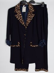 Blazersæt med leo - Str. 42-50 - Ingen returret - ITNOV24 by Krone 1