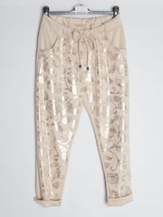 Bukser med snøre og guld mønster - Str. 34-44 - Ingen returret - ITNOV24 by Krone 1