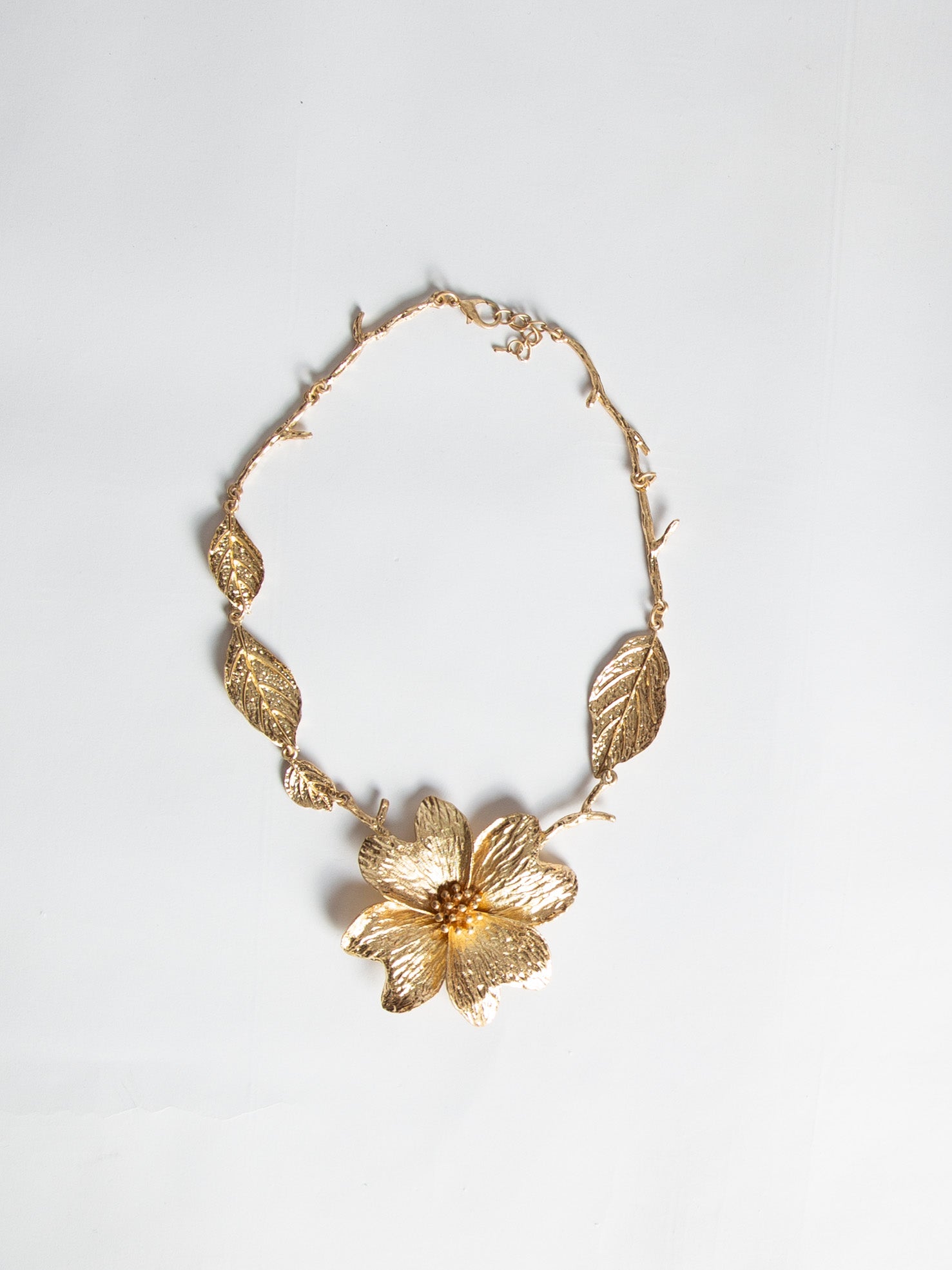 Smuk blomster halskæde med blomsterkrans by Krone 1