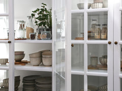 Vitrineskab m 8 låger & hylder 195x220x55 cm hvid by Chic Antique