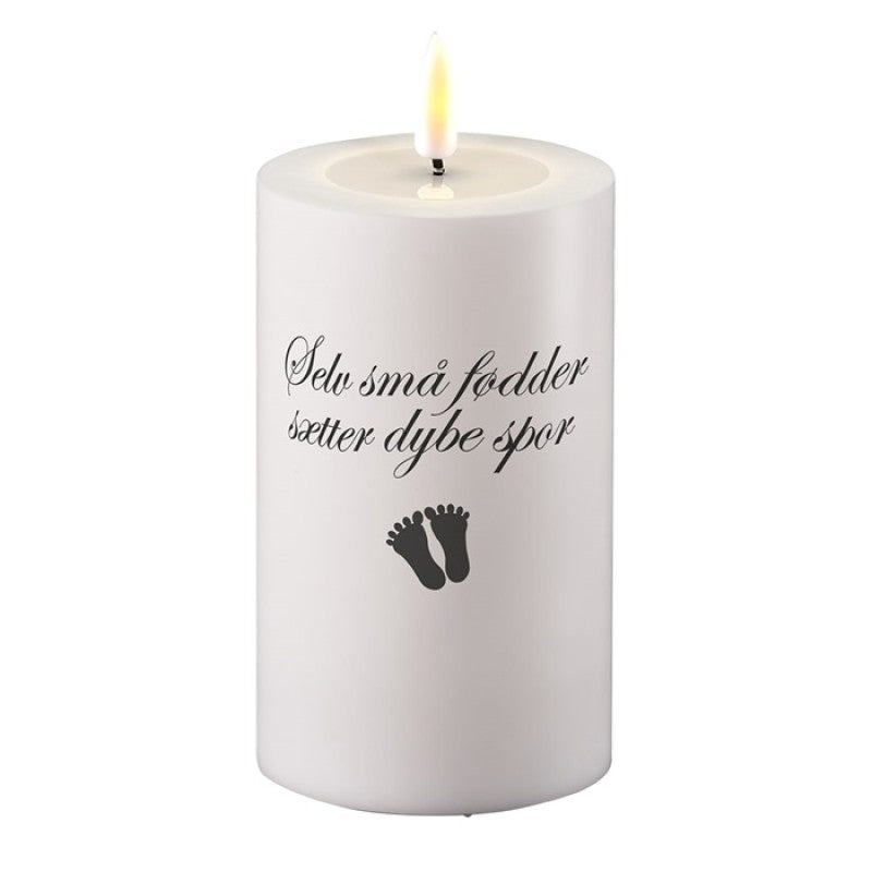 LED Gravlys "Selv små fødder sætter dybe spor" by Deluxe