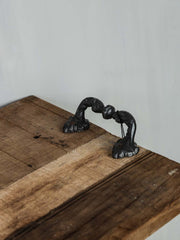 Træbakke med håndtag – 55x30x2 cm by CM