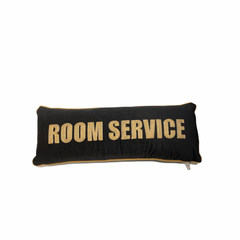 Pude Room Service i Velour Sort m. Guldskrift by T&T