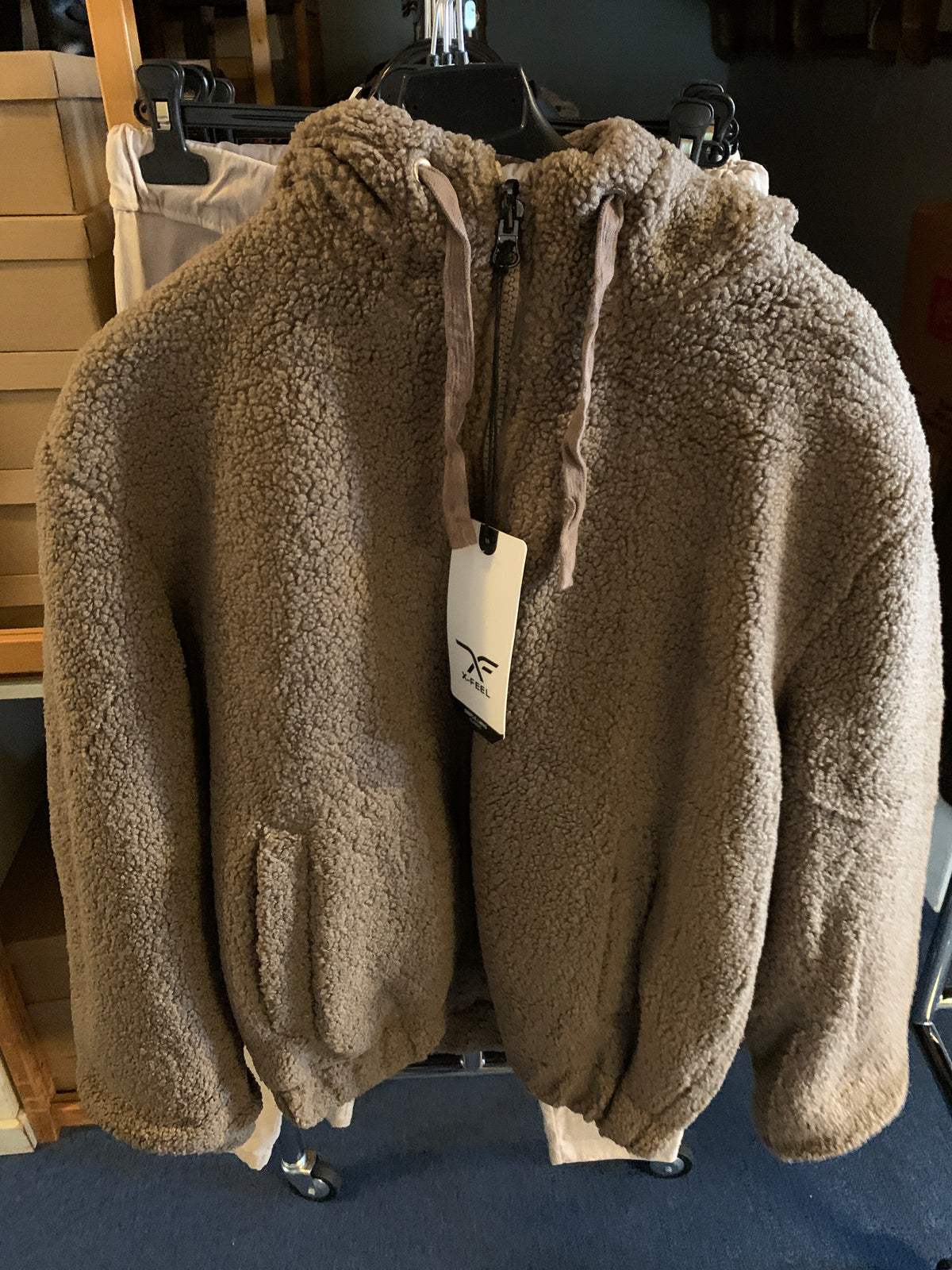 Taupe teddy hoodie med lynlås