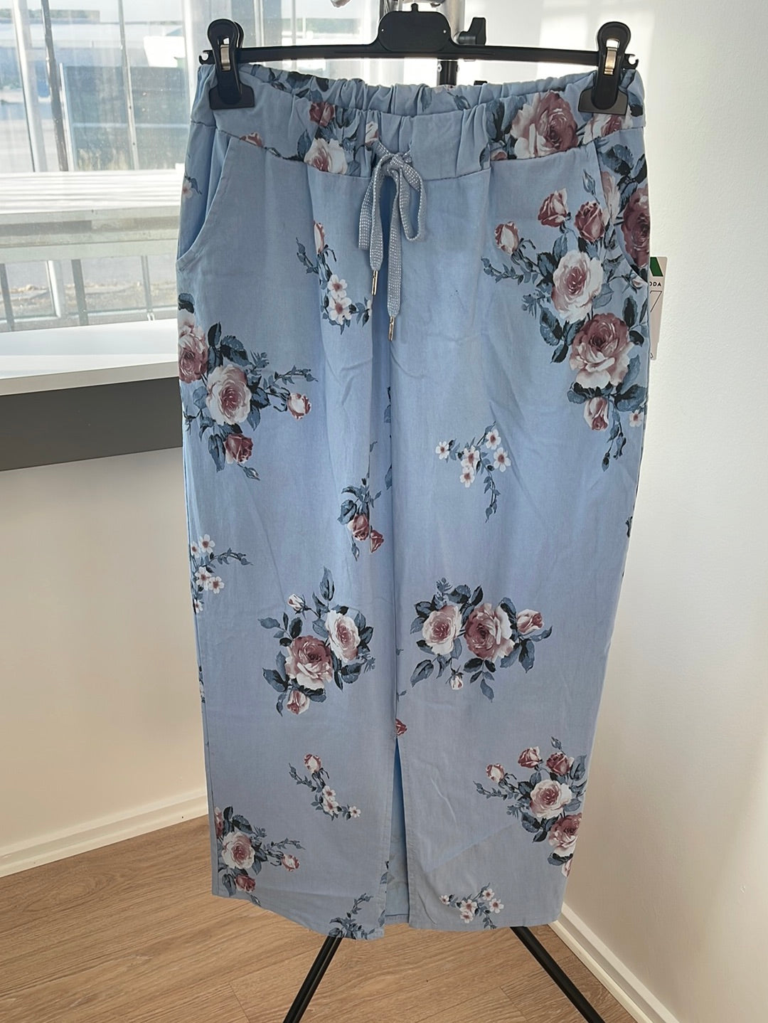 Blomstret maximirakelnederdel - Viskose Nylon Elastan by Krone 1