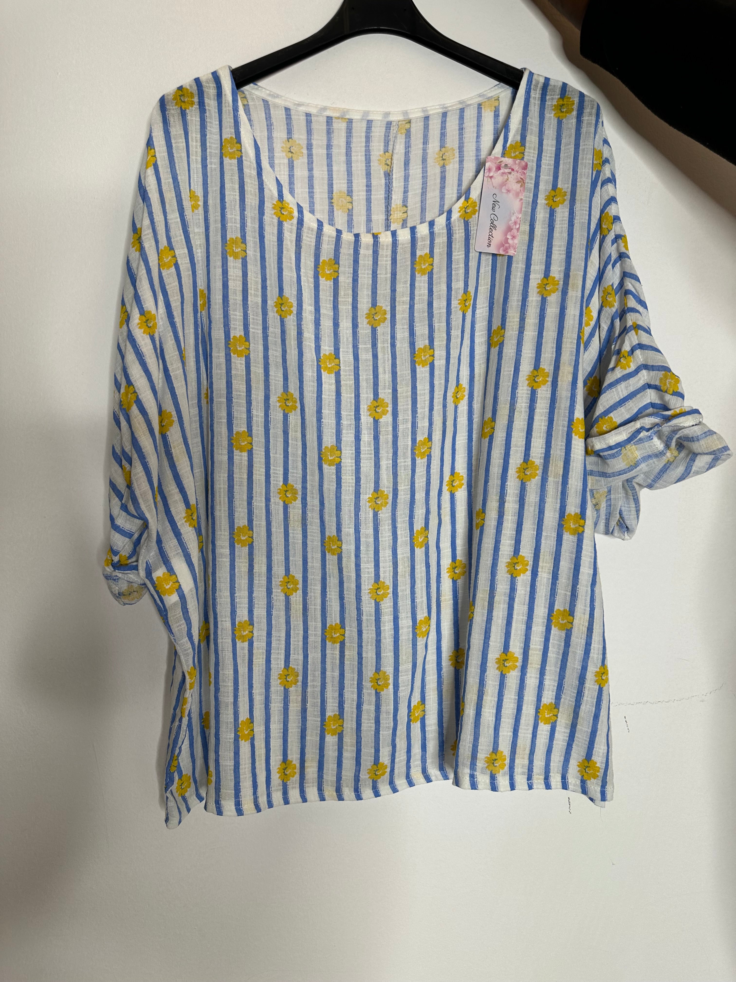 Bluse med striber og blomster - ITJULI25