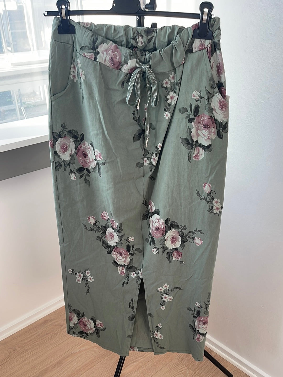 Blomstret maximirakelnederdel - Viskose Nylon Elastan
