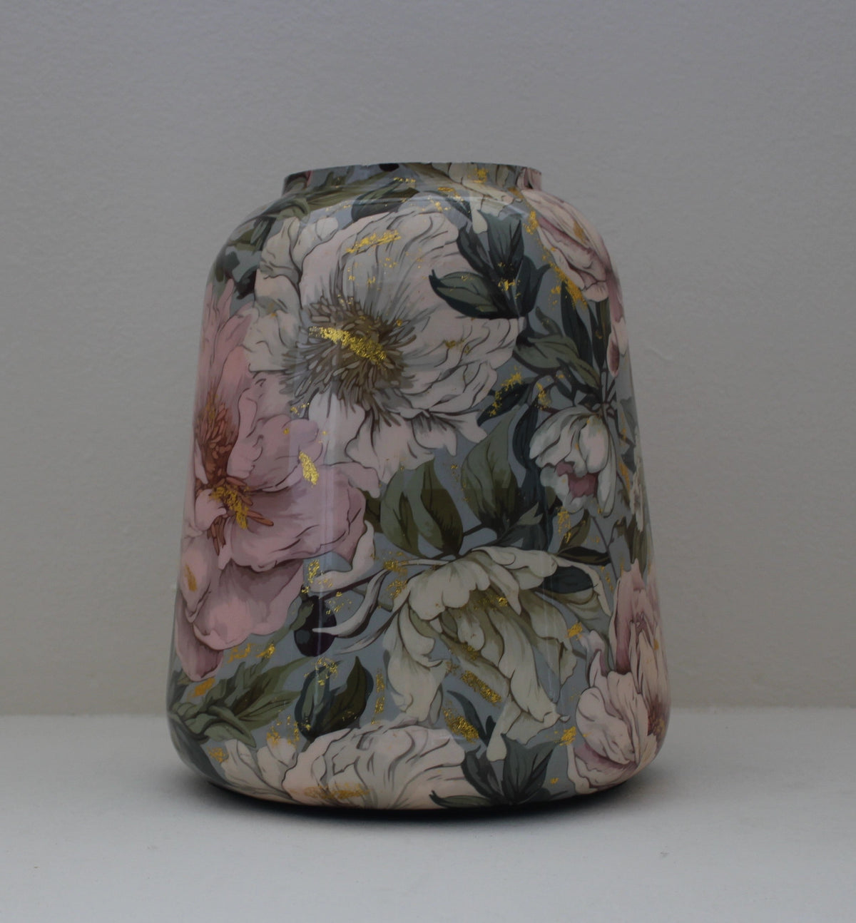Vase m/ Blomsterdeko h=34cm rosa by Cor Mulder