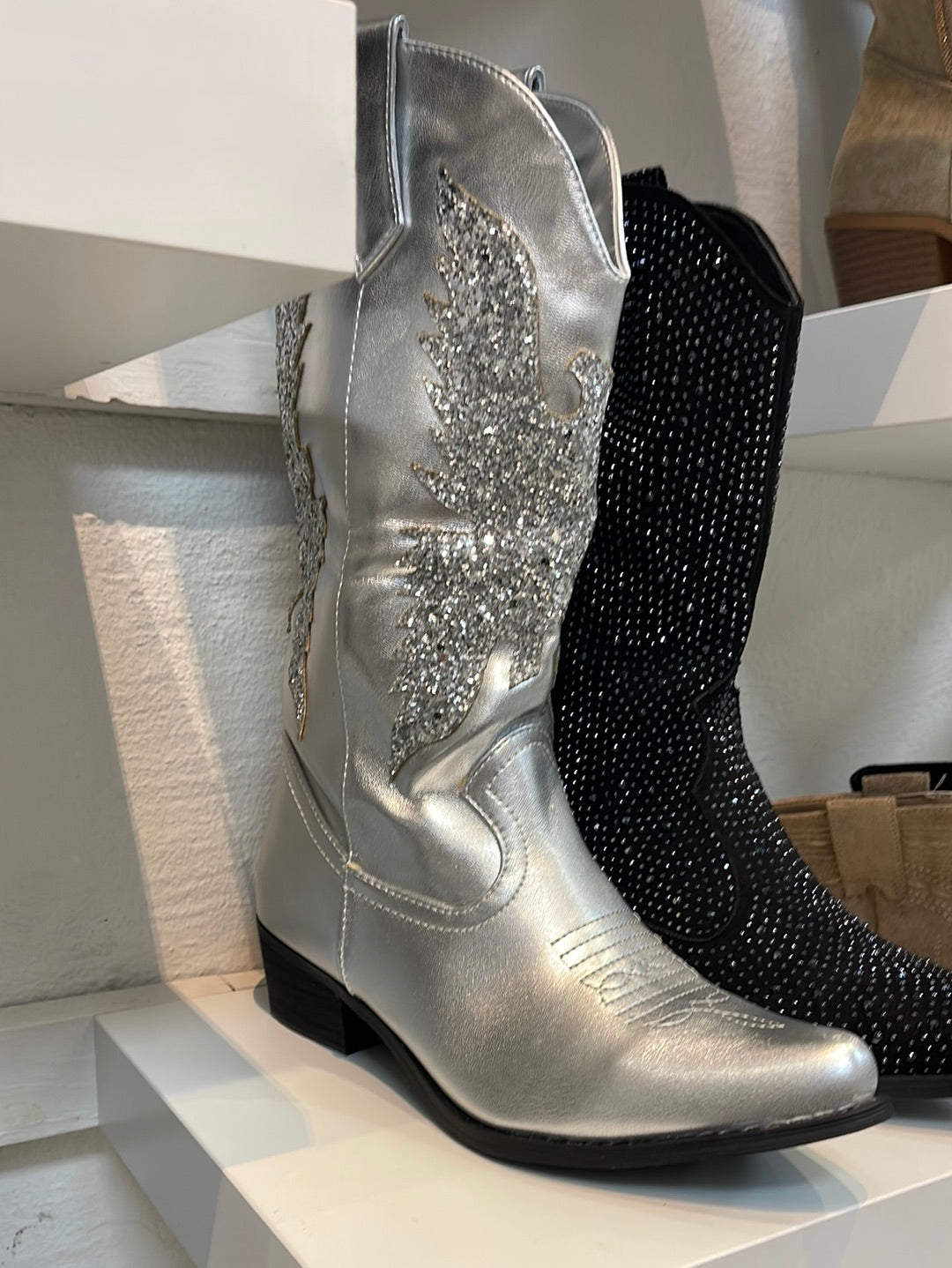 Sølv cowboystøvler med glitter by Krone 1