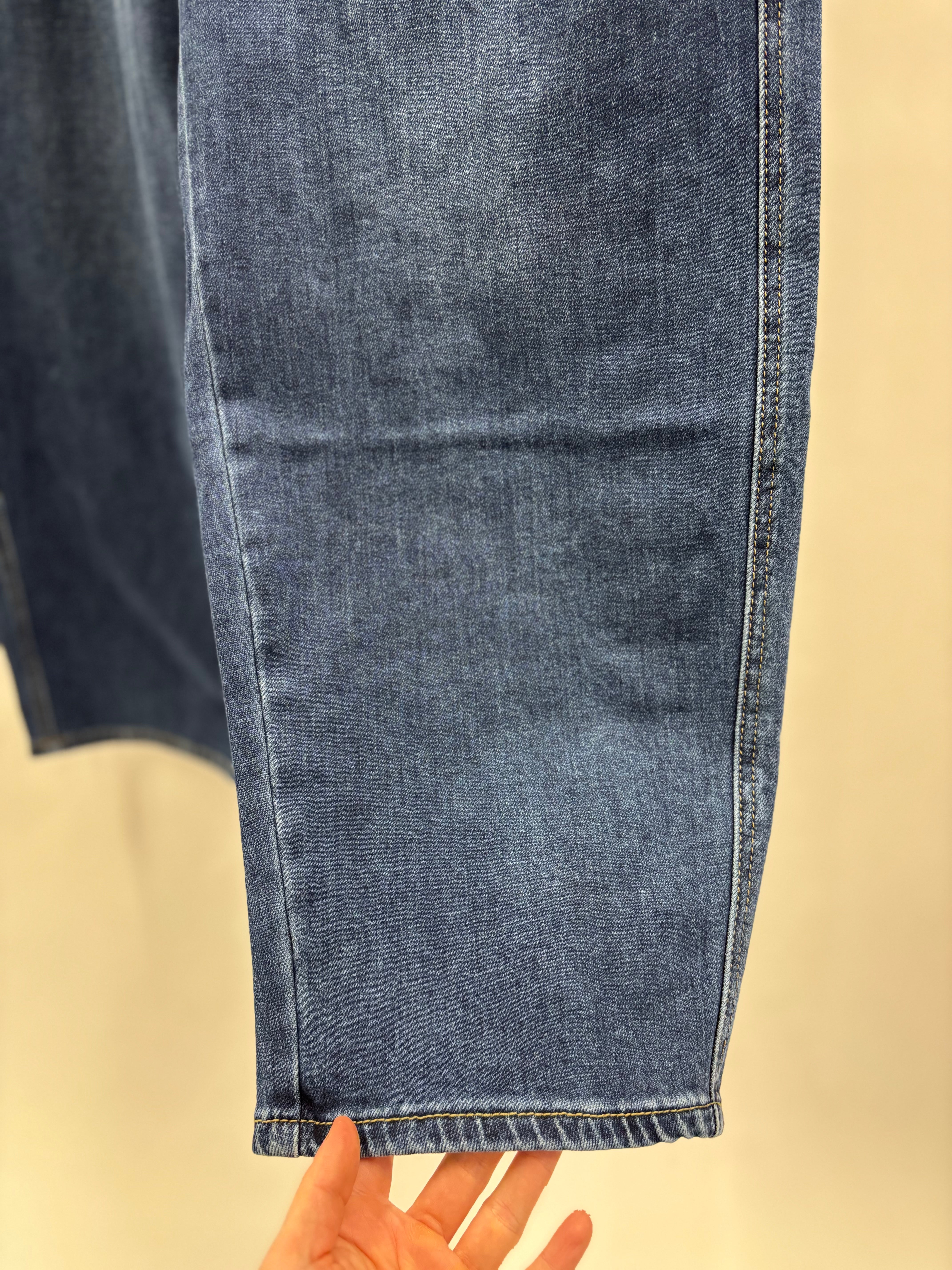 Blå Bukser, Brede ben