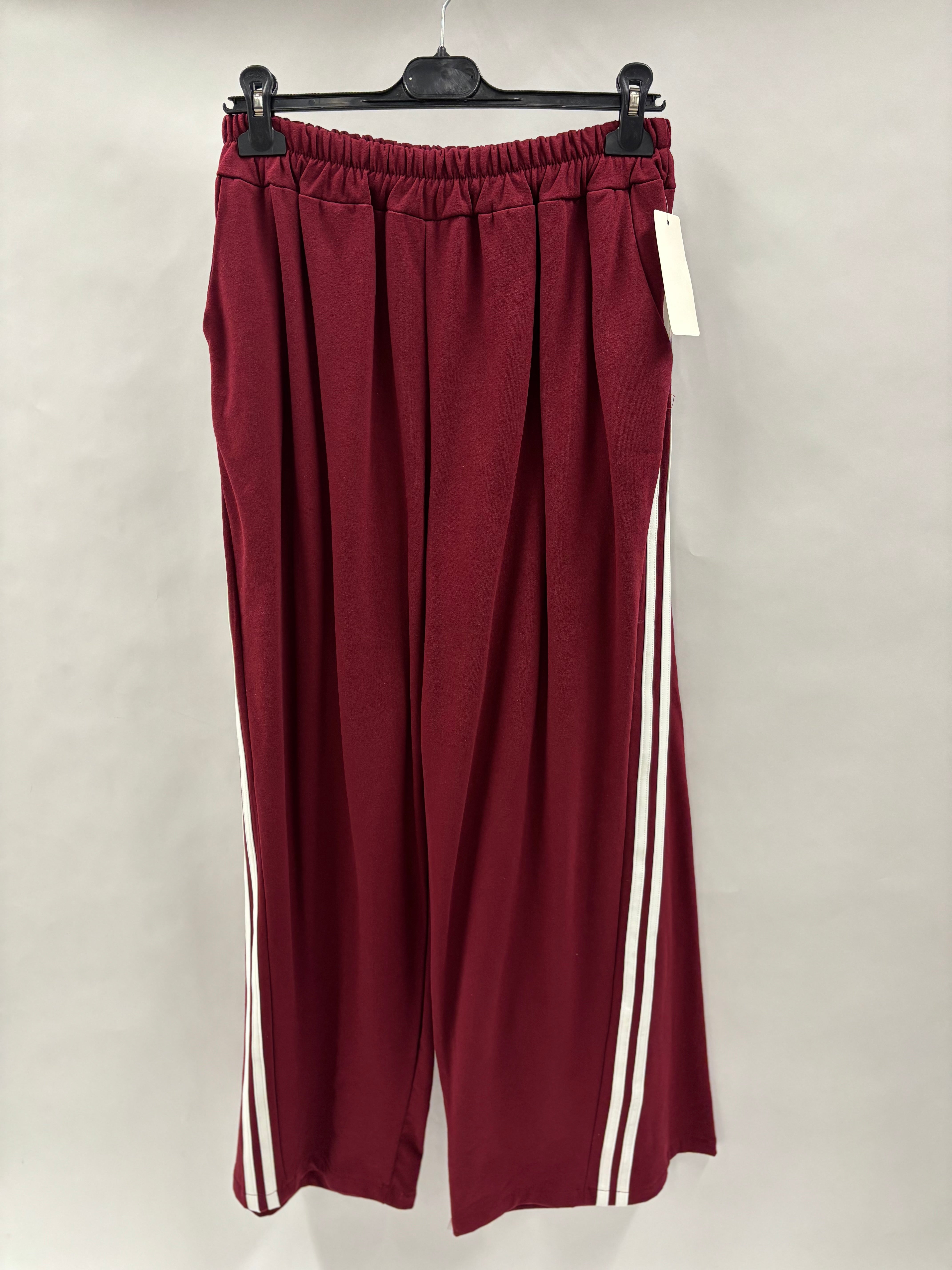 Løse Bukser Med Striber