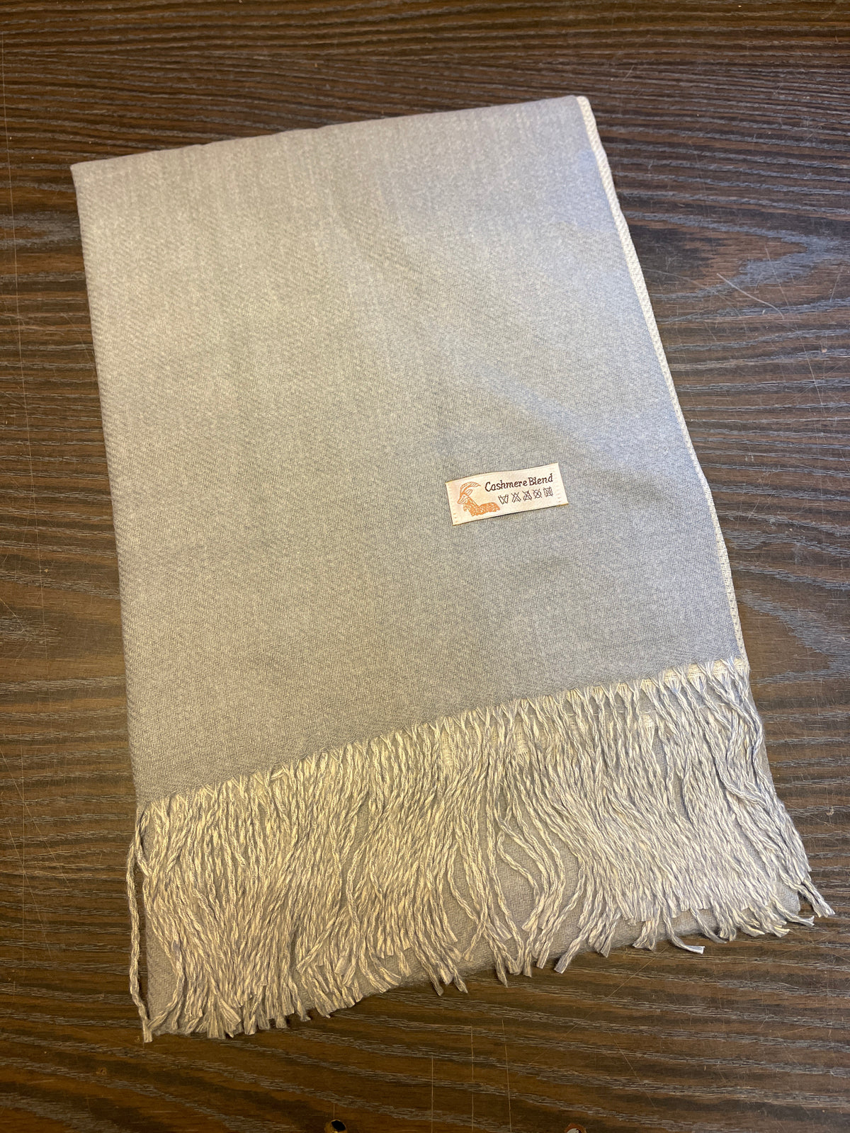 Cashmere blend tørklæde med frynser