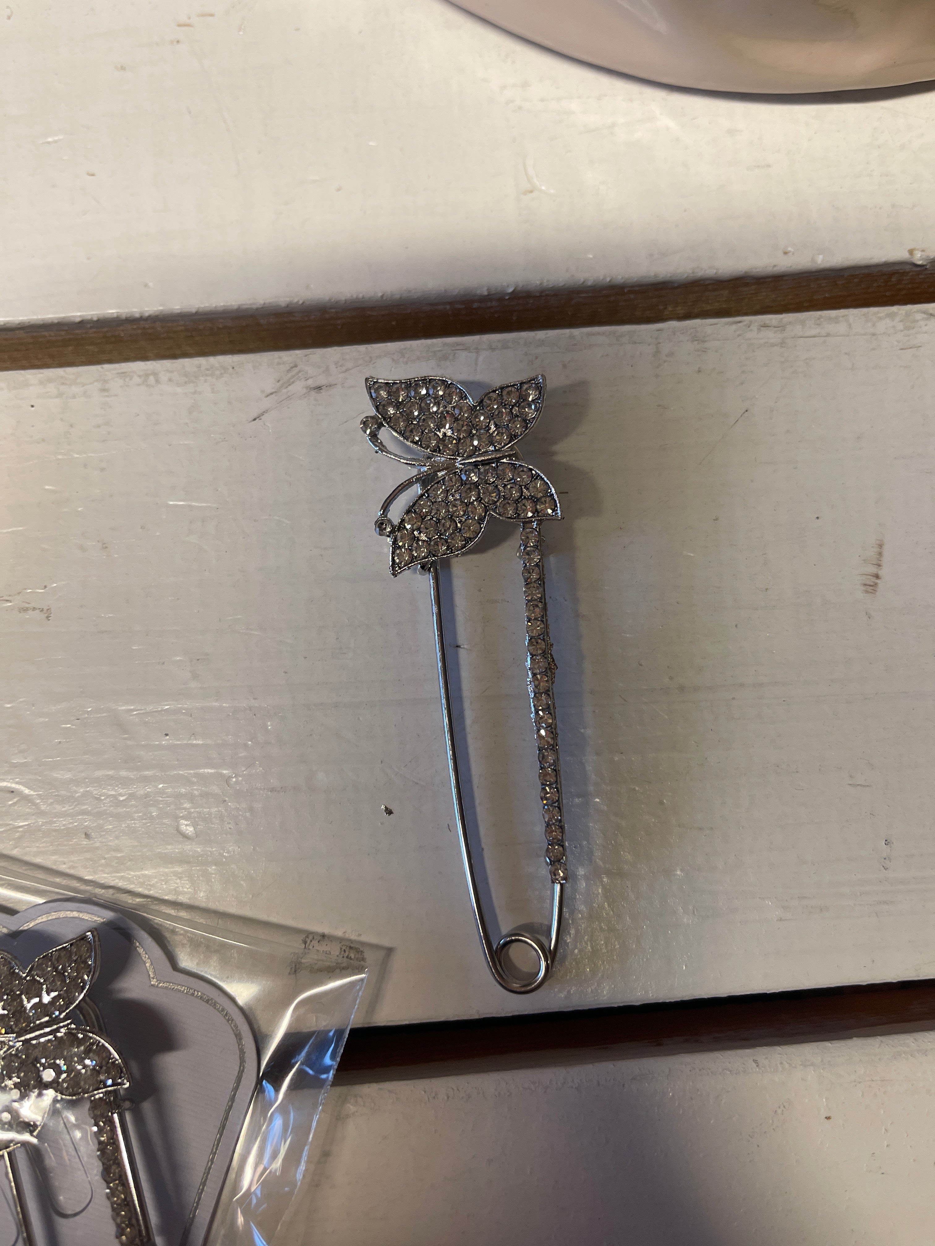 Bling broche - Sikkerhedsnål sommerfugl by Krone 1