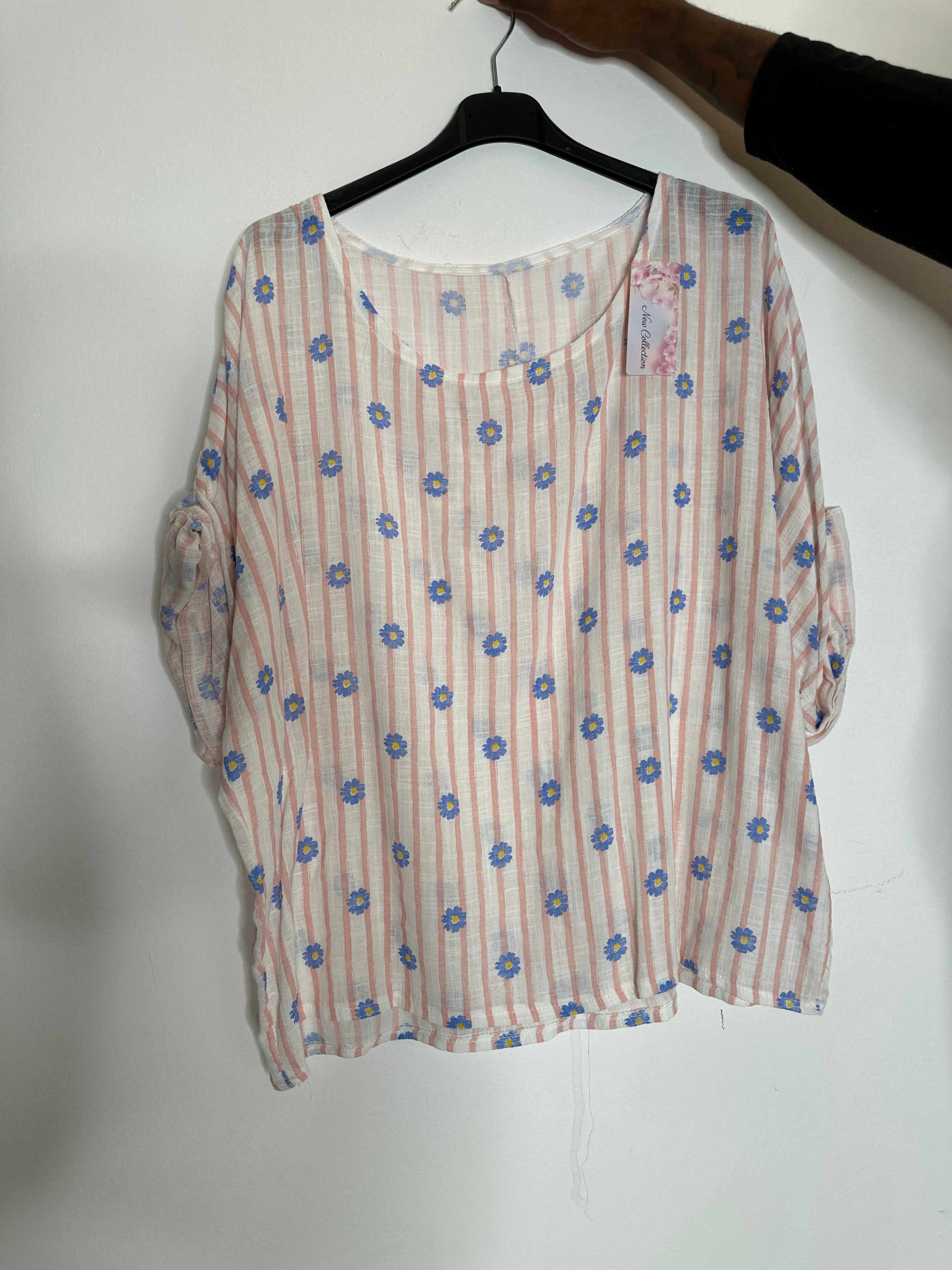 Bluse med striber og blomster - ITJULI25