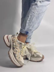 Sneakers med blomster - Ingen returret