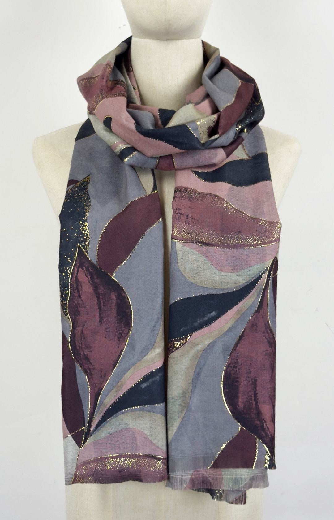 Tørklæde med flot mønster by Katier