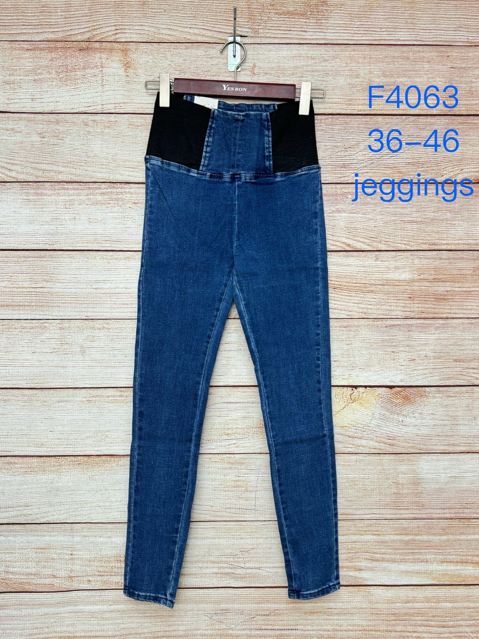 Jeans med elastik i siderne by Krone 1