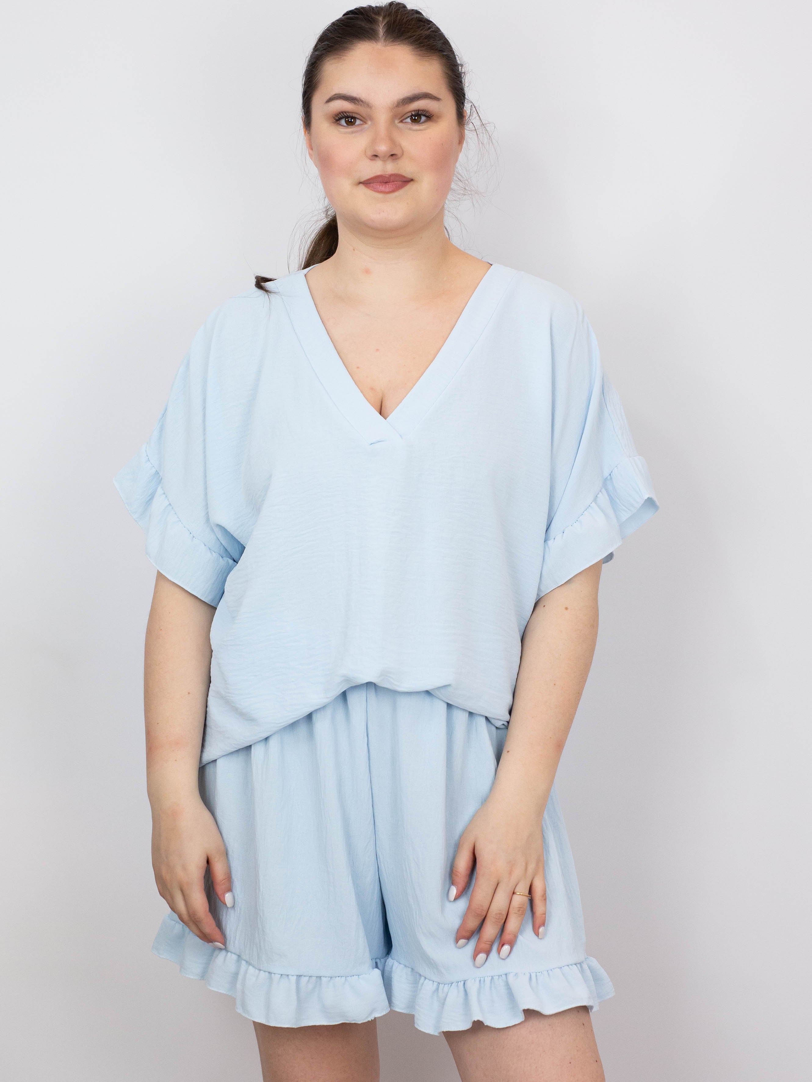 Bluse med flæse - Brystmål 130cm