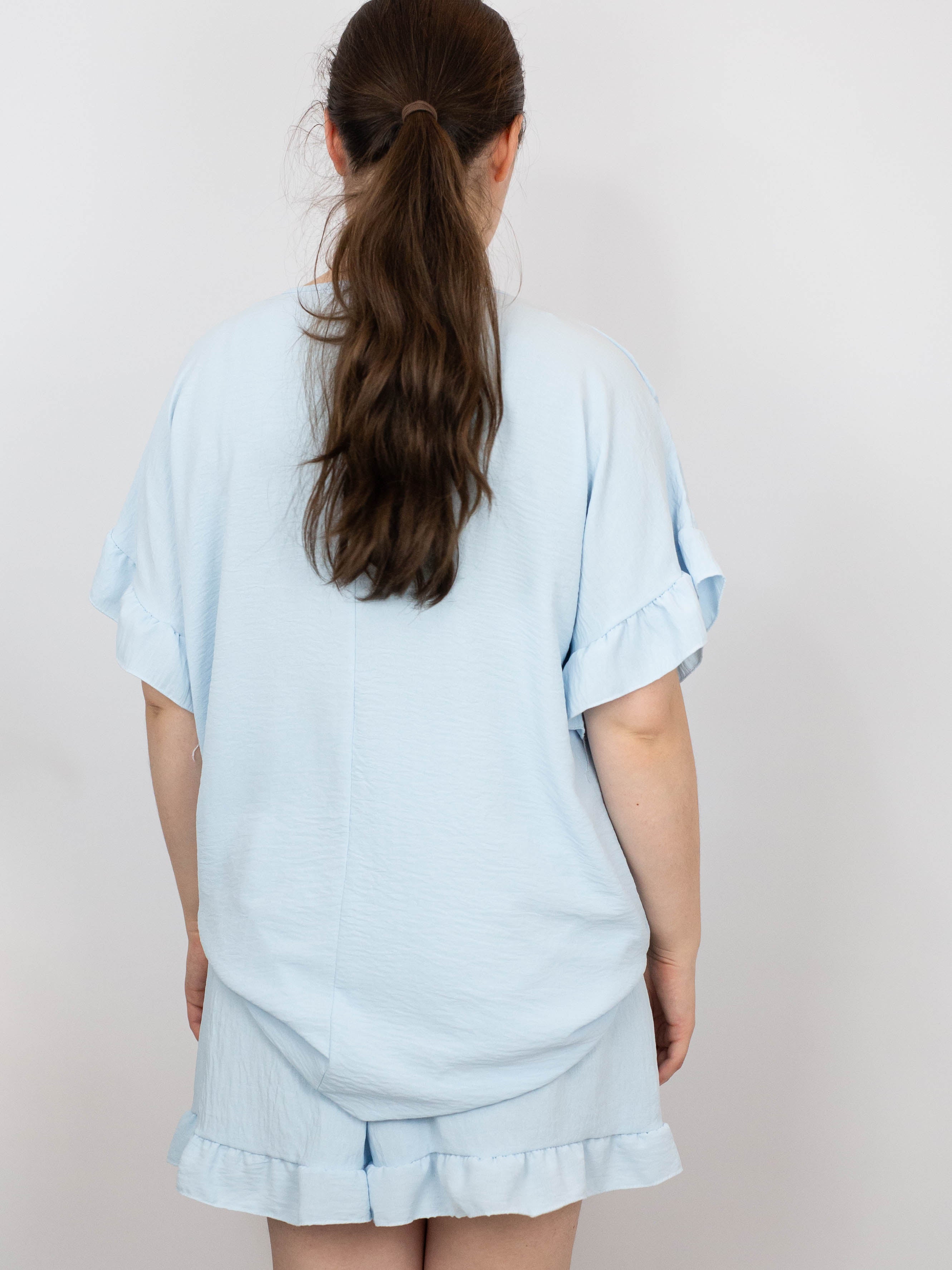 Bluse med flæse - Brystmål 130cm