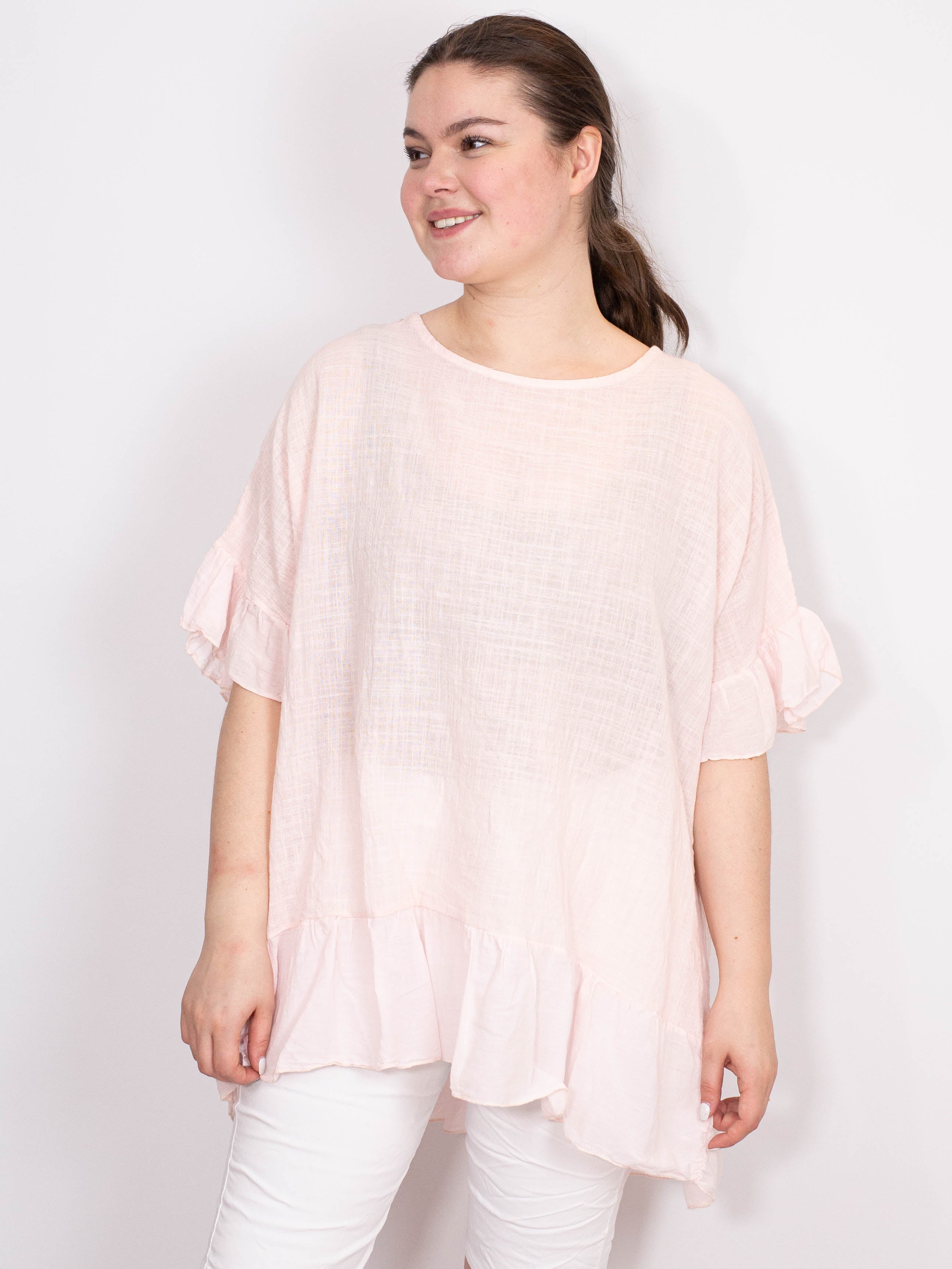 Bomuldsbluse med flæsekanter - Brystmål 140cm