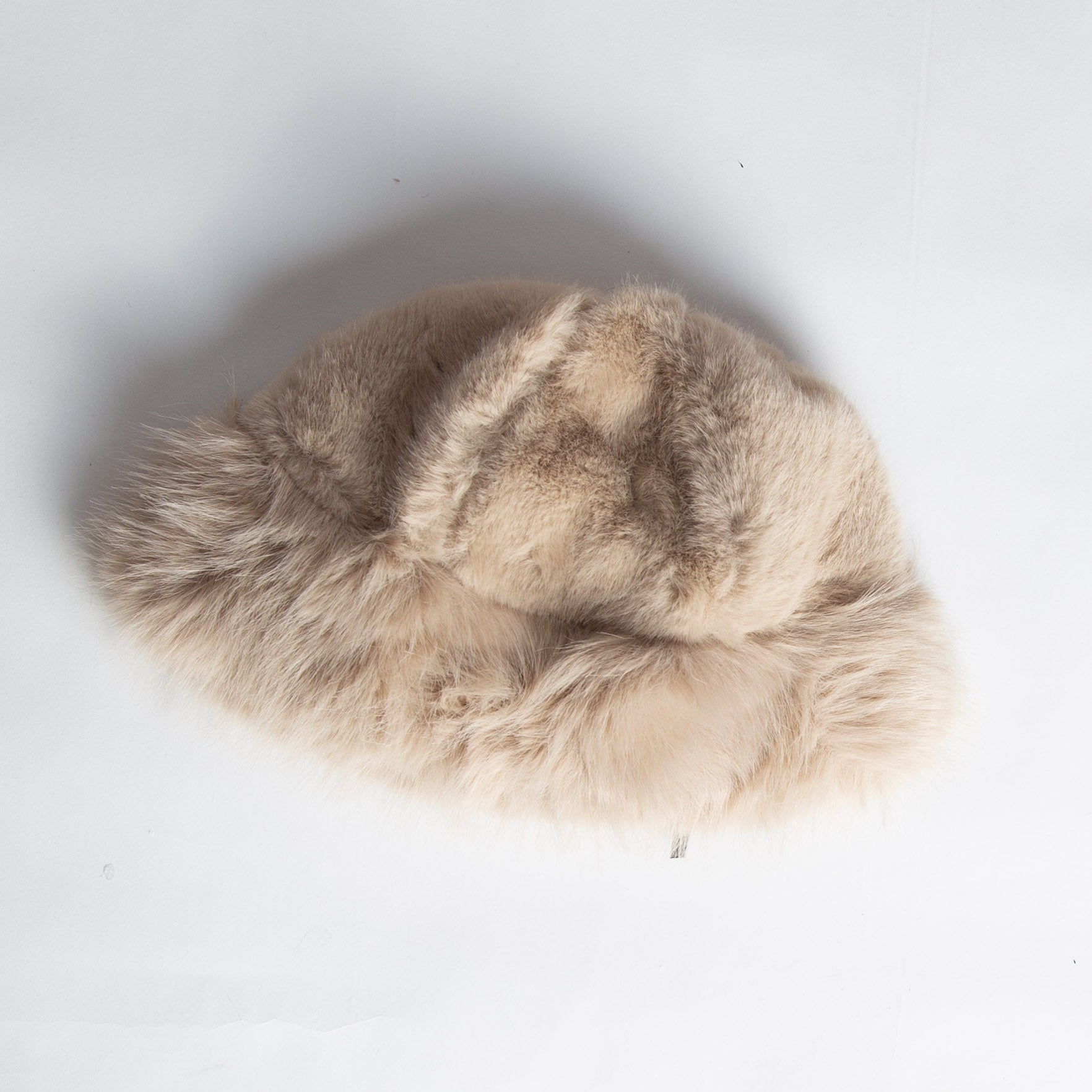 Trendy pelshat - Ingen returret - ITNOV24