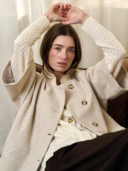 KPHWOOLI STUDIO Cape Jakke