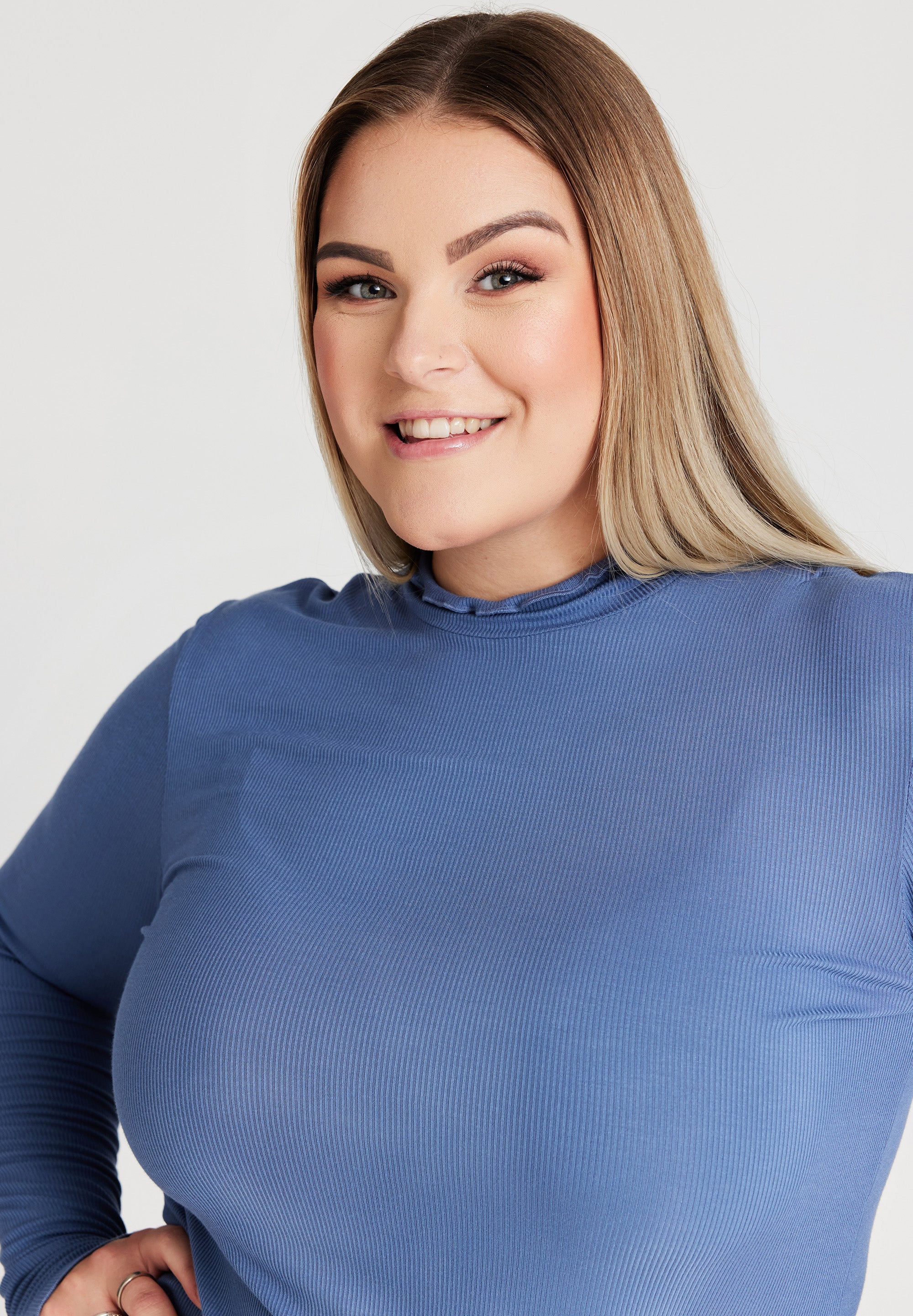 No. 1 By Ox Blouse w turtle neck Allura Blue