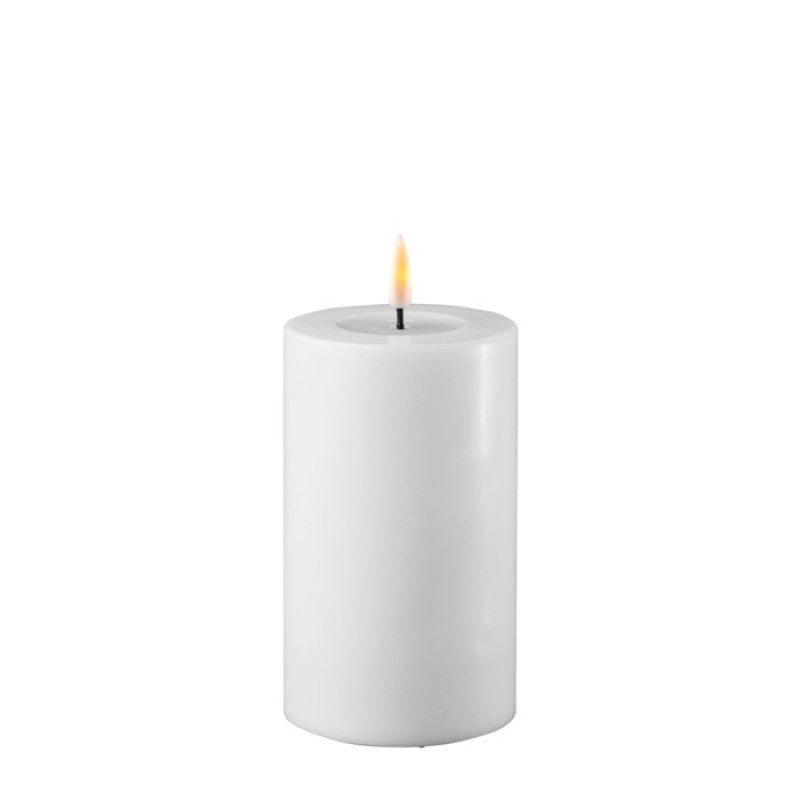 Hvide Indendørs Bloklys 12,5x7,5 cm Realistisk LED lys med lang batteritid