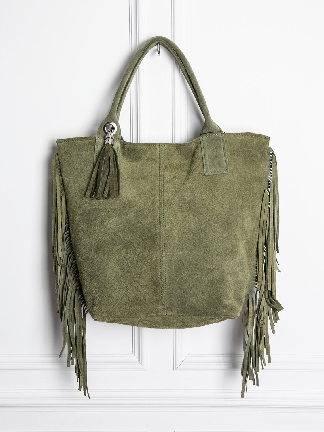 Suede bag with fringes