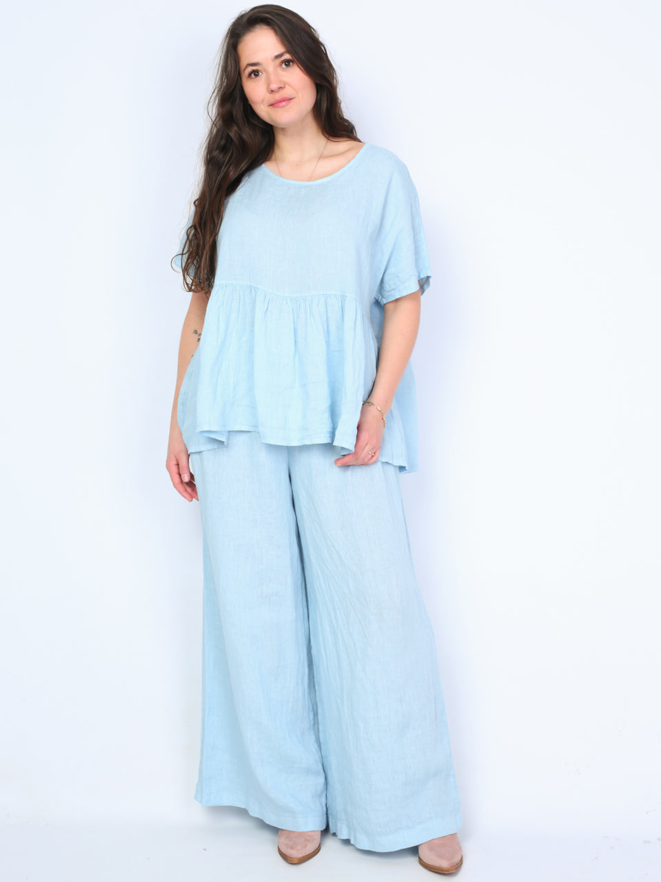 Krone 1 linen blouse with frill