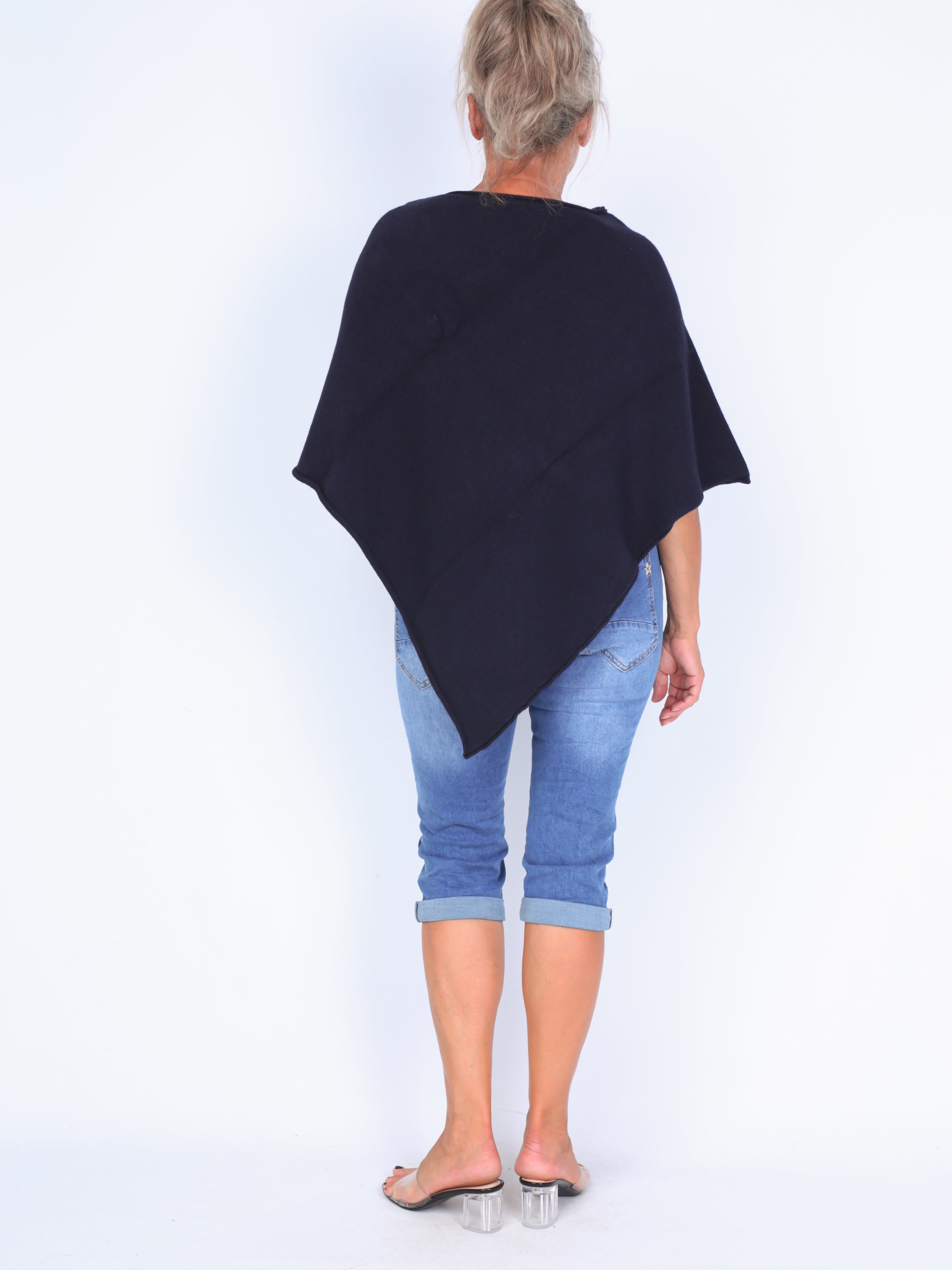 Klassisk strikket poncho