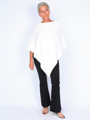 Klassisk strikket poncho