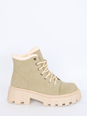 Boots with laces khaki