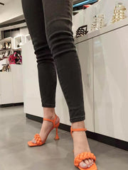 Høje sandaler med unik hæl orange