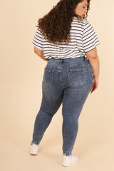 Plus size jeans m. frynse detalje forneden