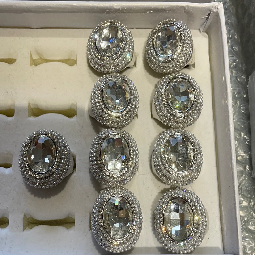 Bling ring oval stor sten by Krone 1