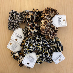 Leo scrunchy by Krone 1