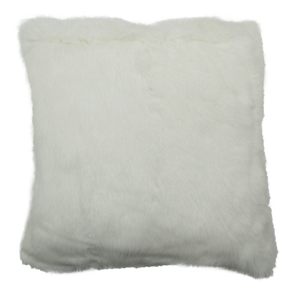 Hvid pude med kanin pels 40x40cm
