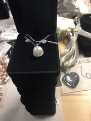 Teagan - Necklace And Earrings Set Pearl